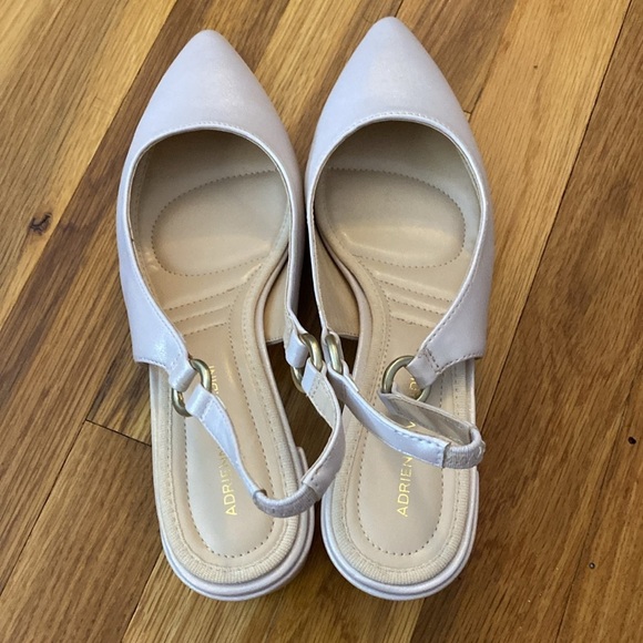 Adrienne Vittadini Women’s Cream Sparkly Chunky Heels Size 10 - Picture 2 of 7